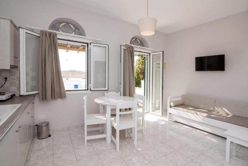 Seirines Apartments อาจิออส ไอออนนิส ภายนอก รูปภาพ