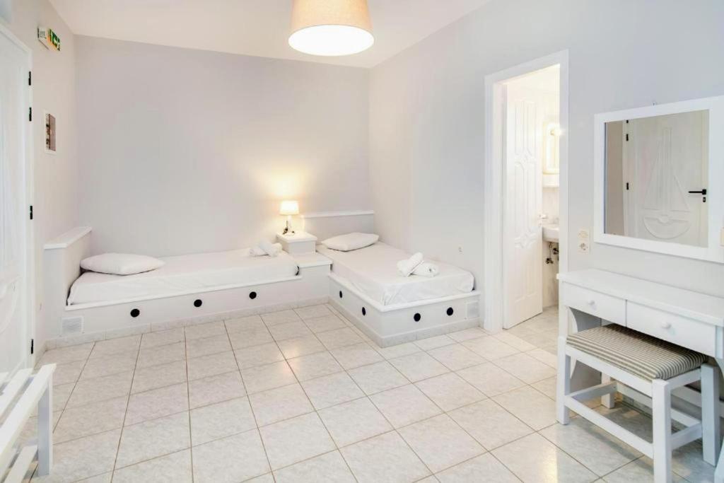 Seirines Apartments อาจิออส ไอออนนิส ภายนอก รูปภาพ