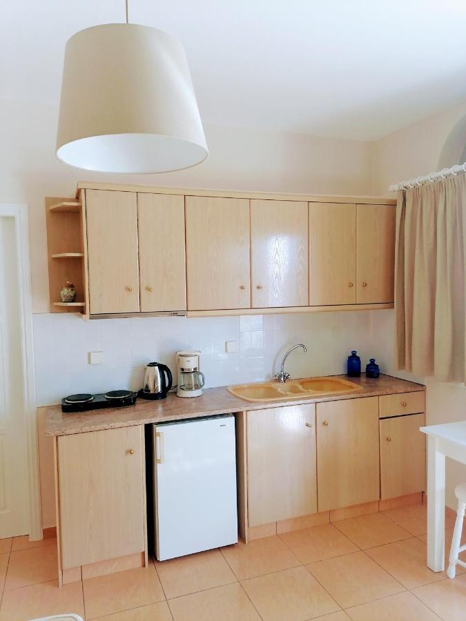 Seirines Apartments อาจิออส ไอออนนิส ภายนอก รูปภาพ